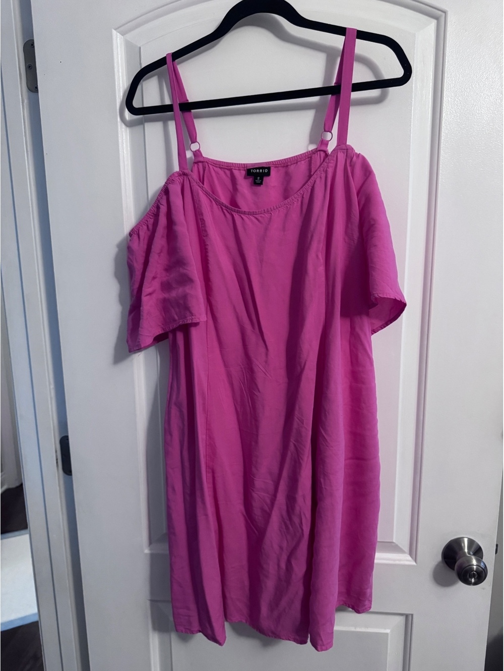 Torrid 2 pink cold shoulder dress